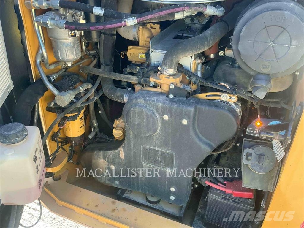 CAT 299D3 AHQB Telakuormaajat
