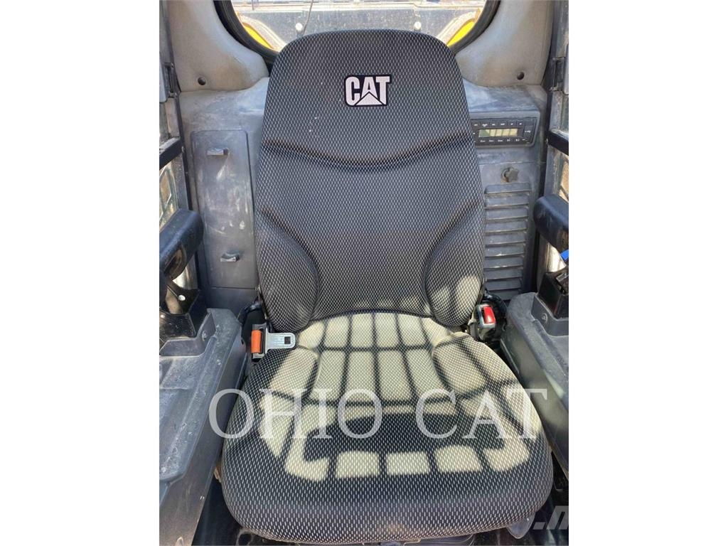 CAT 299D3 C3H3 Crawler loaders