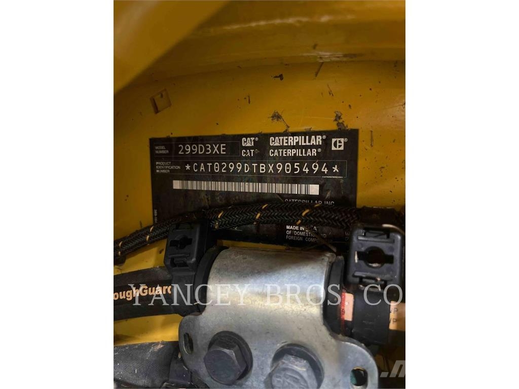 CAT 299D3 HF Schrankladers
