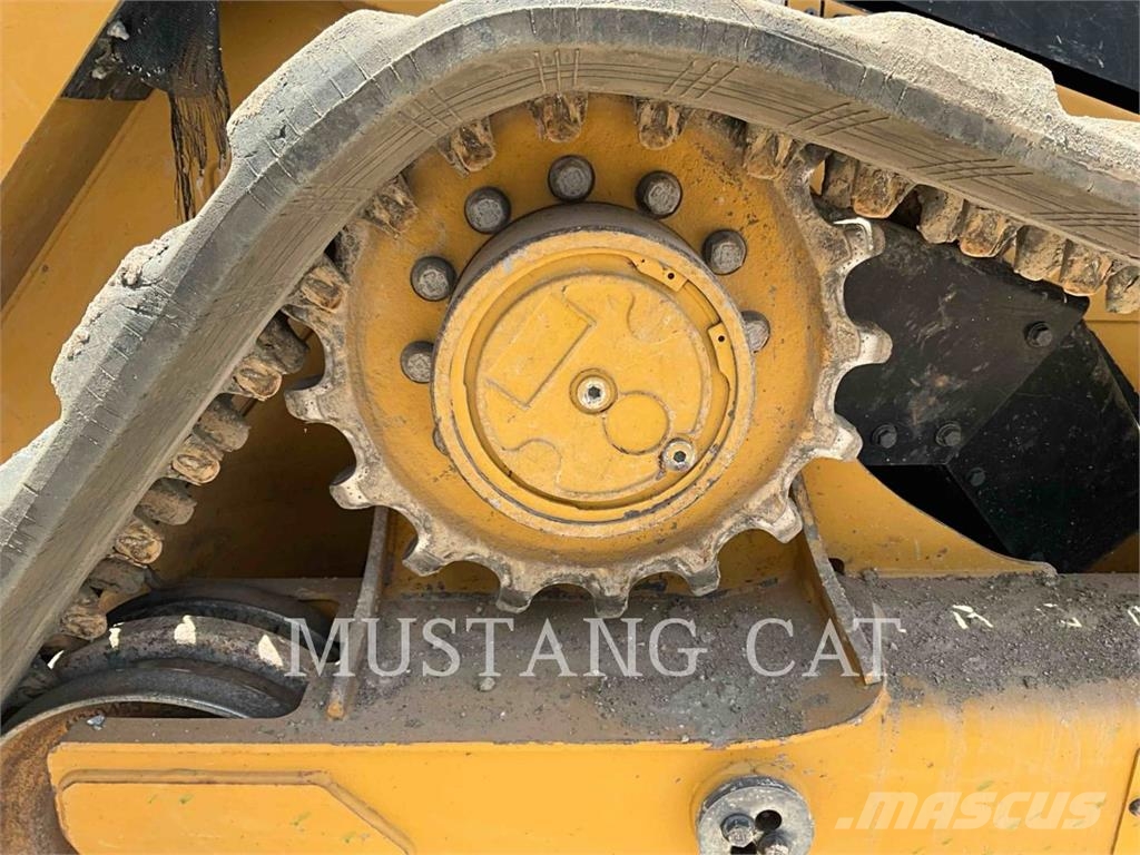 CAT 299D3 XE Pásové nakladače