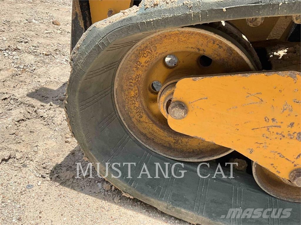 CAT 299D3 XE Pásové nakladače