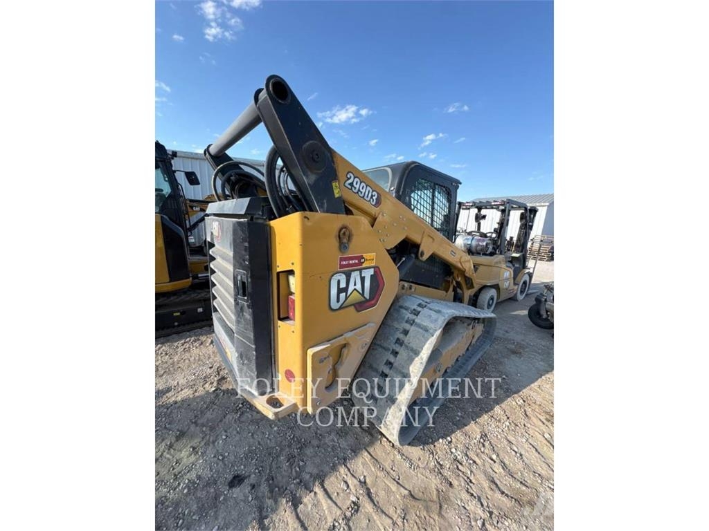 CAT 299D3STD2C Mini Pale Gommate