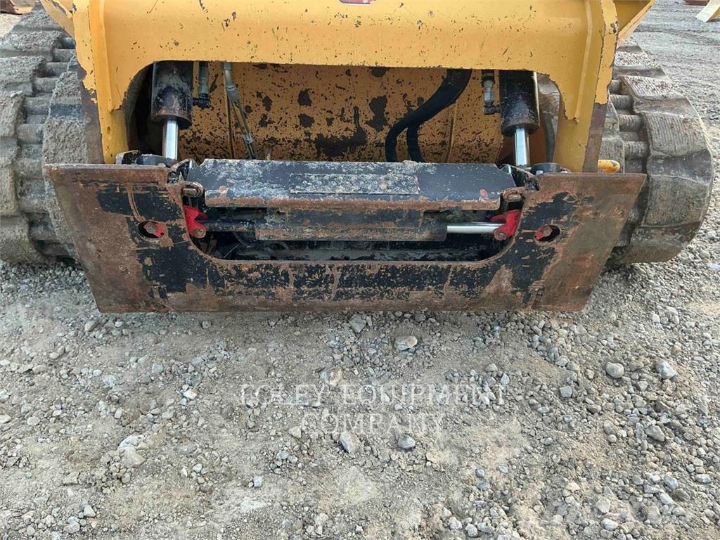 CAT 299D3XE Krautuvai su šoniniu pasukimu