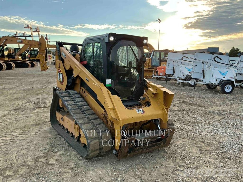 CAT 299D3XE Krautuvai su šoniniu pasukimu