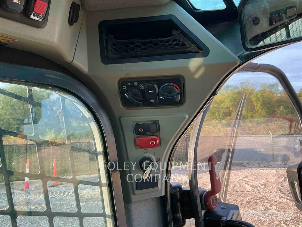CAT 299D3XE Krautuvai su šoniniu pasukimu