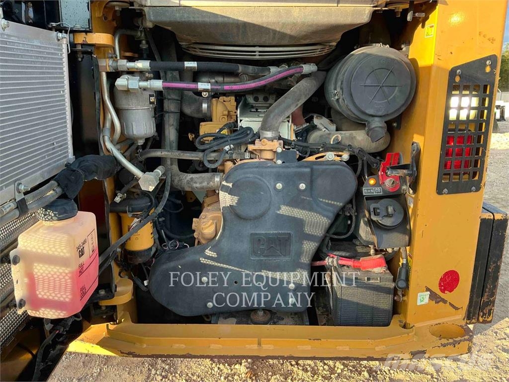 CAT 299D3XE Krautuvai su šoniniu pasukimu