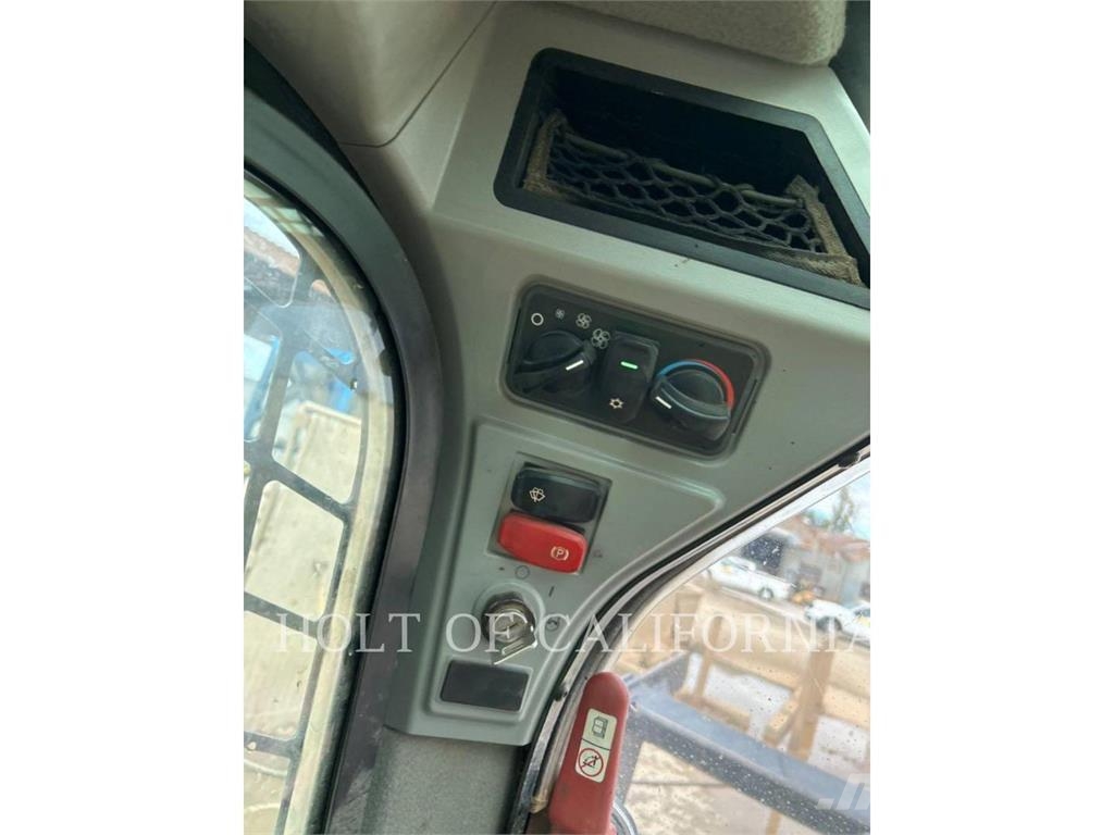 CAT 299D3XE Φορτωτάκια