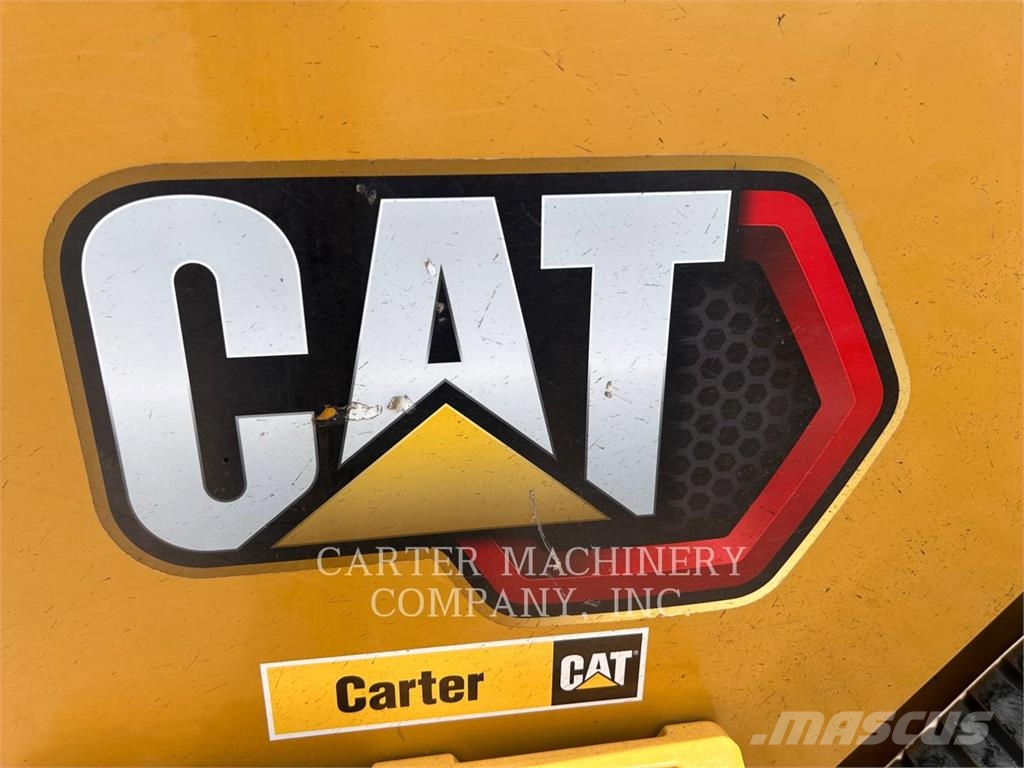 CAT 299D3XE Lietoti riteņu kompaktiekrāvēji