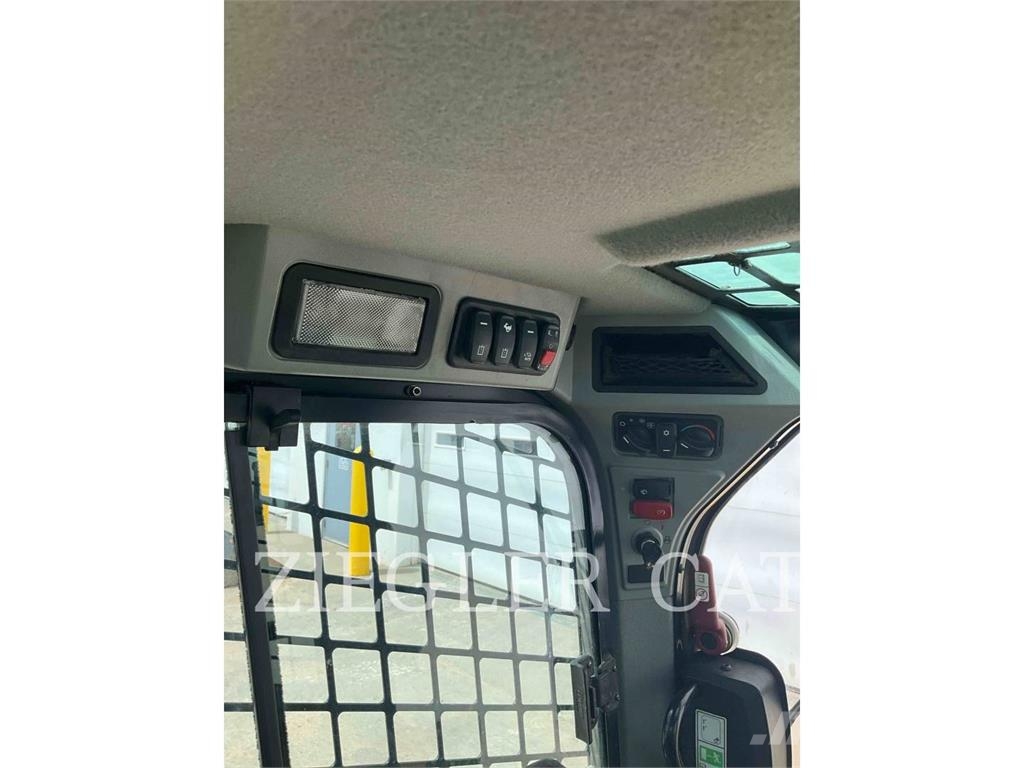CAT 299D3XE Rupsladers