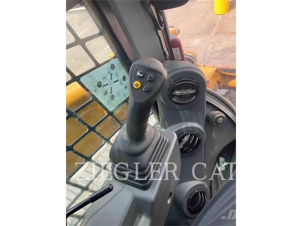 CAT 299D3XE Rupsladers