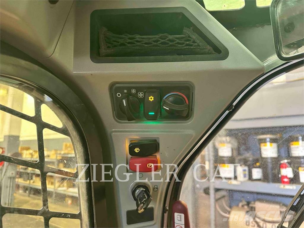 CAT 299D3XE Rupsladers