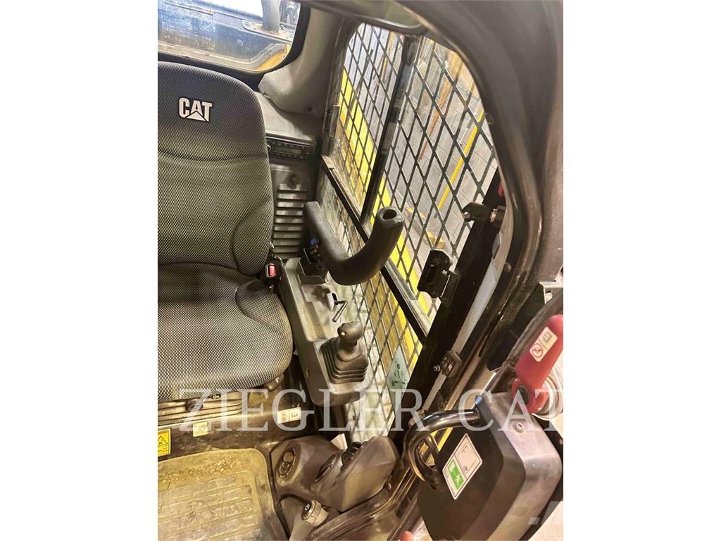 CAT 299D3XE Rupsladers