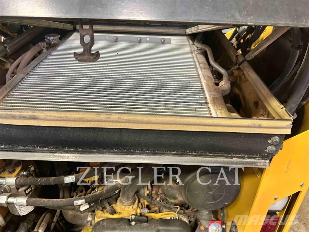 CAT 299D3XE Rupsladers