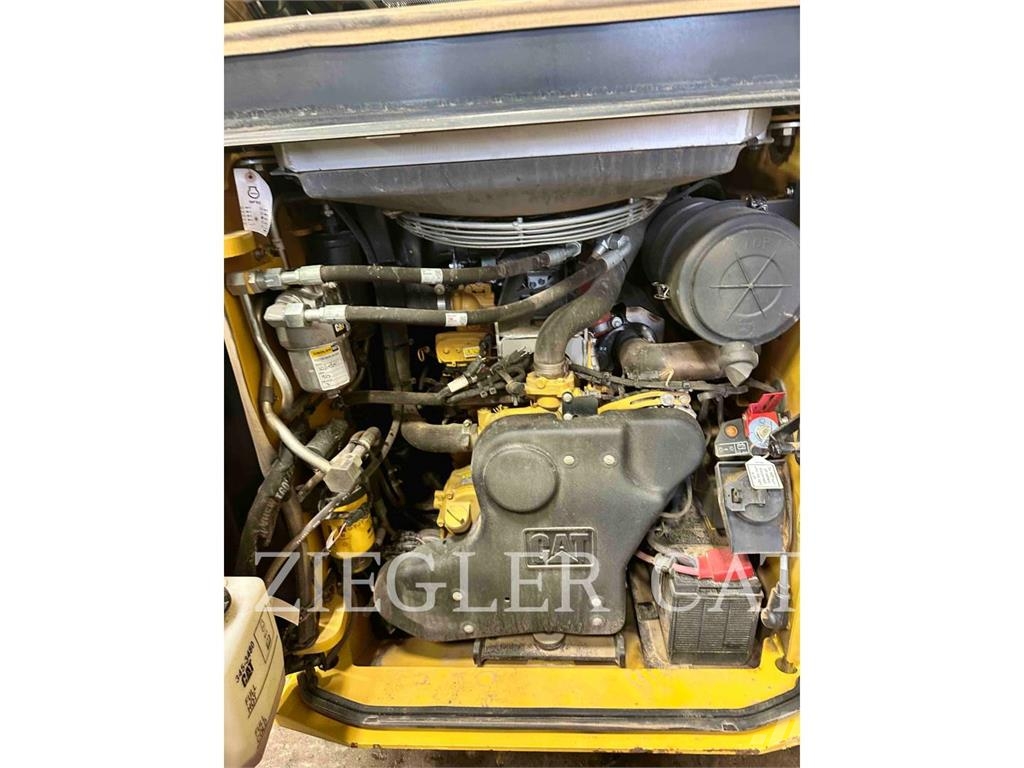 CAT 299D3XE Rupsladers