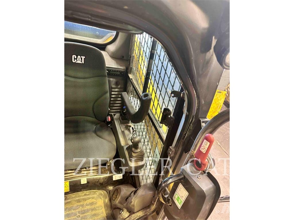 CAT 299D3XE Rupsladers