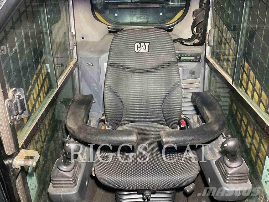 CAT 299D3XE Skid steer mini nakladalci