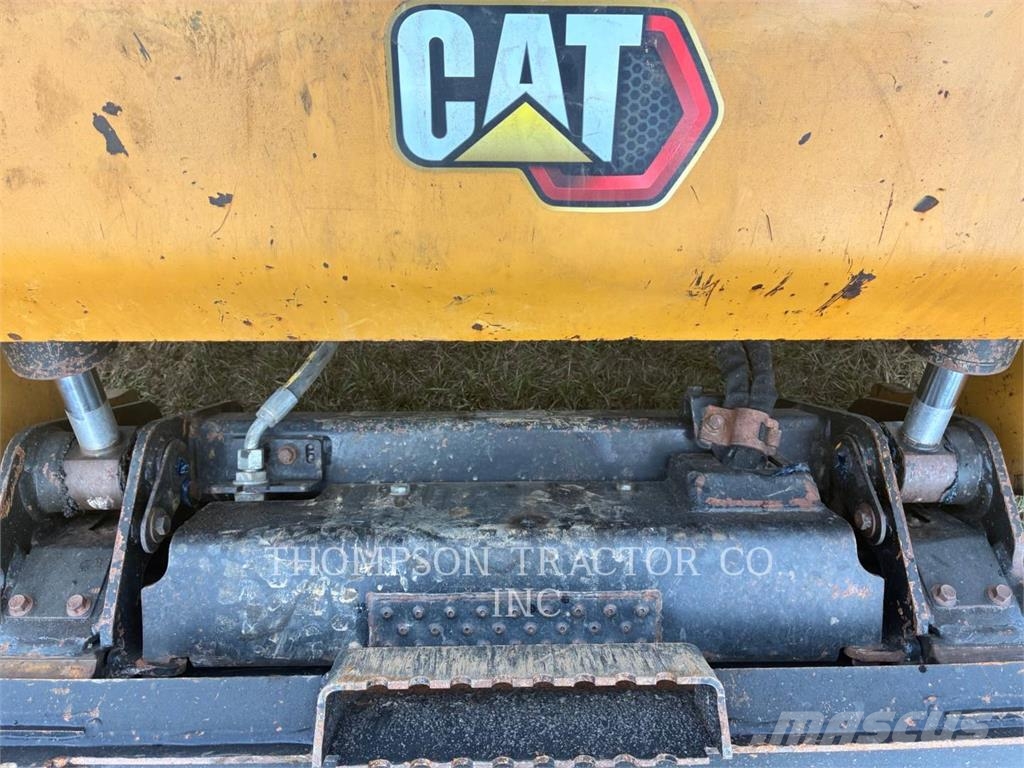 CAT 299D3XE 궤도식 로우더