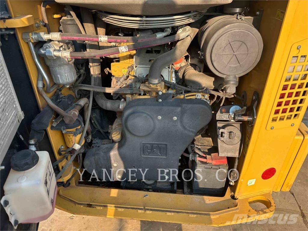 CAT 299D3XE Schrankladers