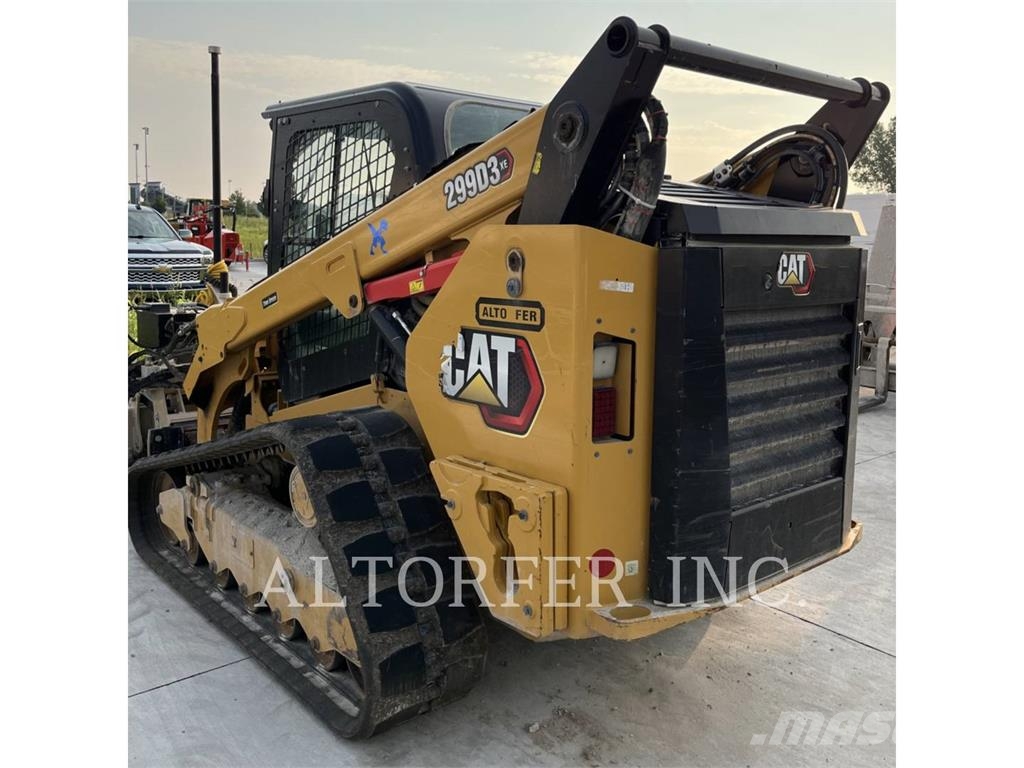 CAT 299D3XE Šmykom riadené nakladače