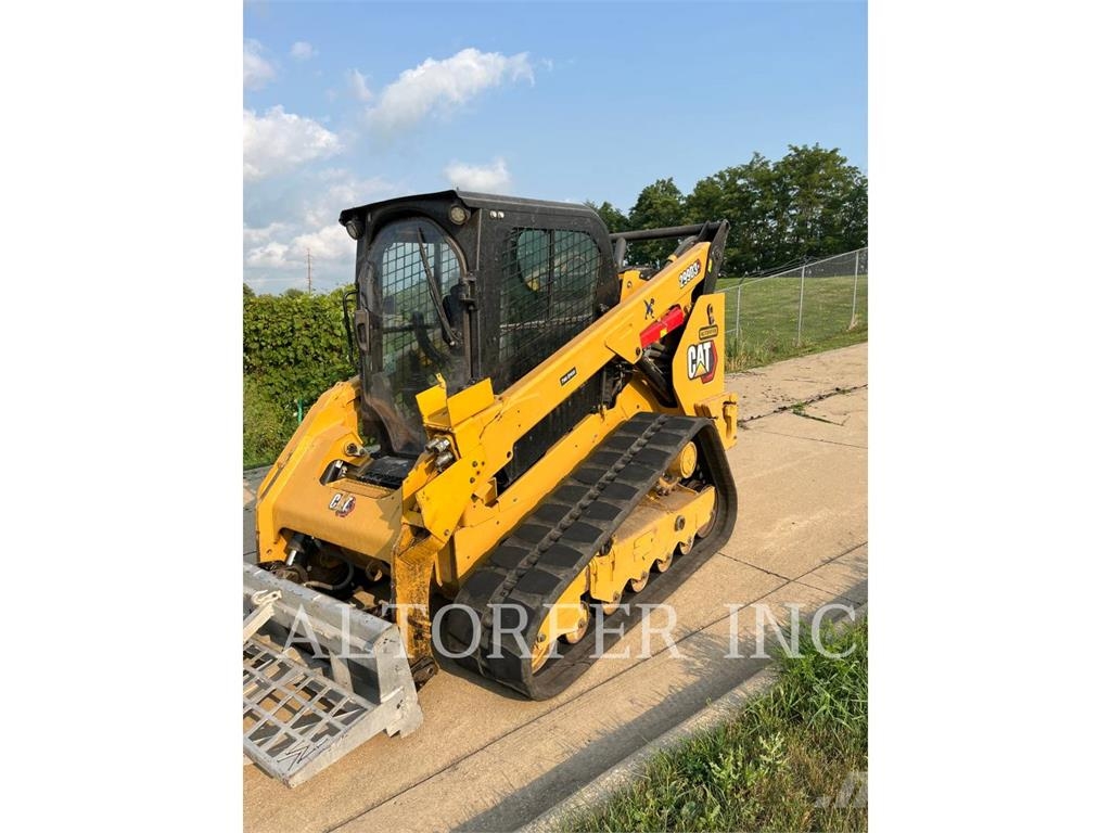 CAT 299D3XE لوادر انزلاقية التوجيه