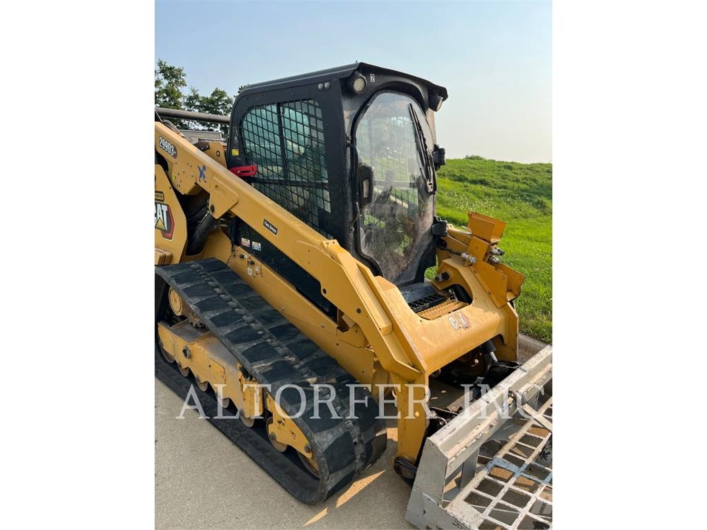 CAT 299D3XE لوادر انزلاقية التوجيه