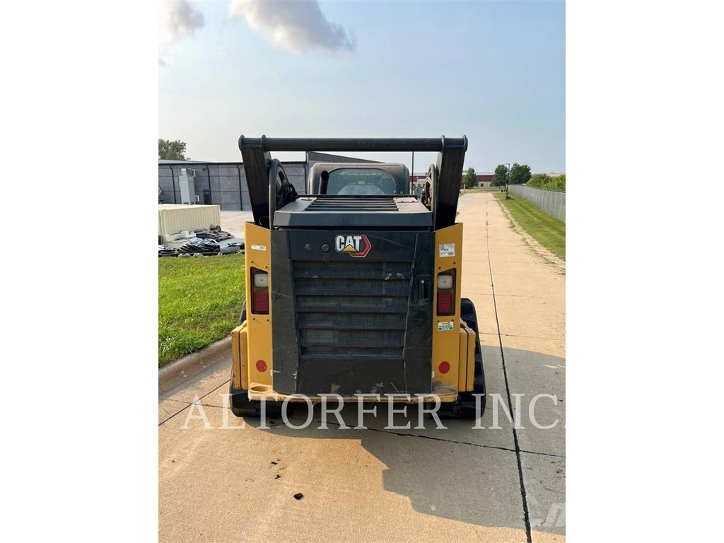 CAT 299D3XE لوادر انزلاقية التوجيه