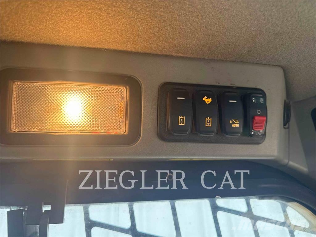 CAT 299D3XE Larvebåndslæssere