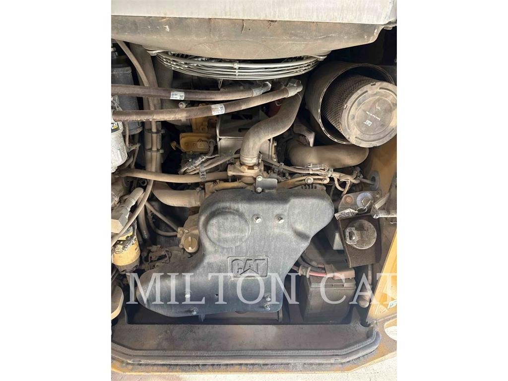 CAT 299D3XE 궤도식 로우더