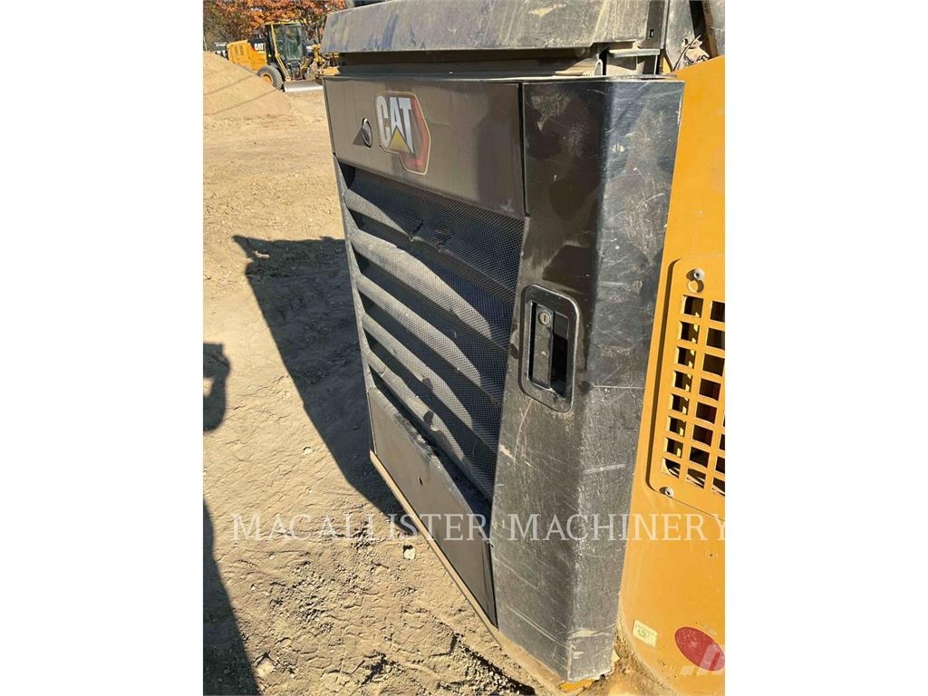 CAT 299D3XE 궤도식 로우더