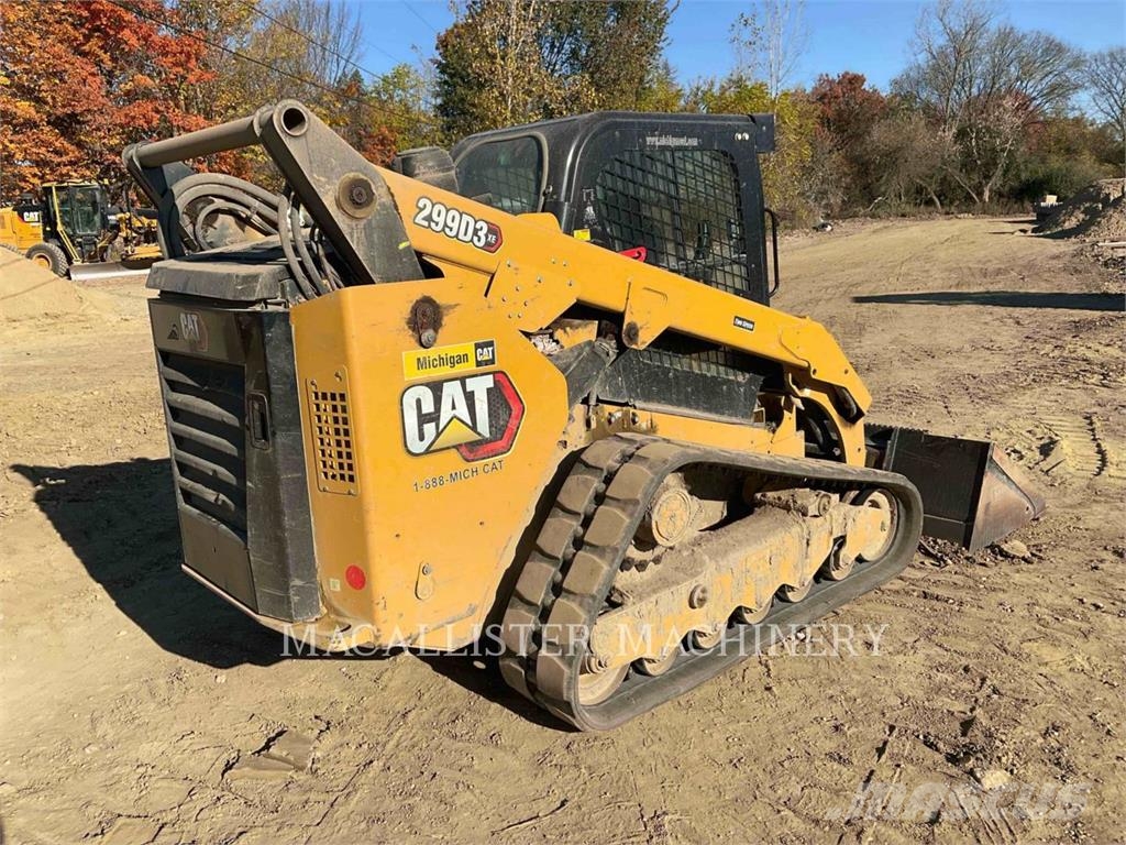 CAT 299D3XE 궤도식 로우더