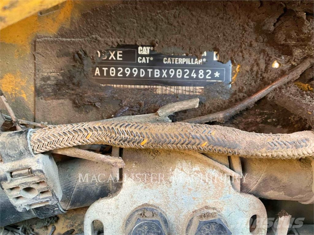 CAT 299D3XE 궤도식 로우더