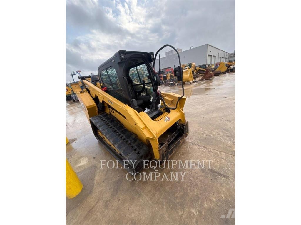 CAT 299D3XE2C لوادر انزلاقية التوجيه