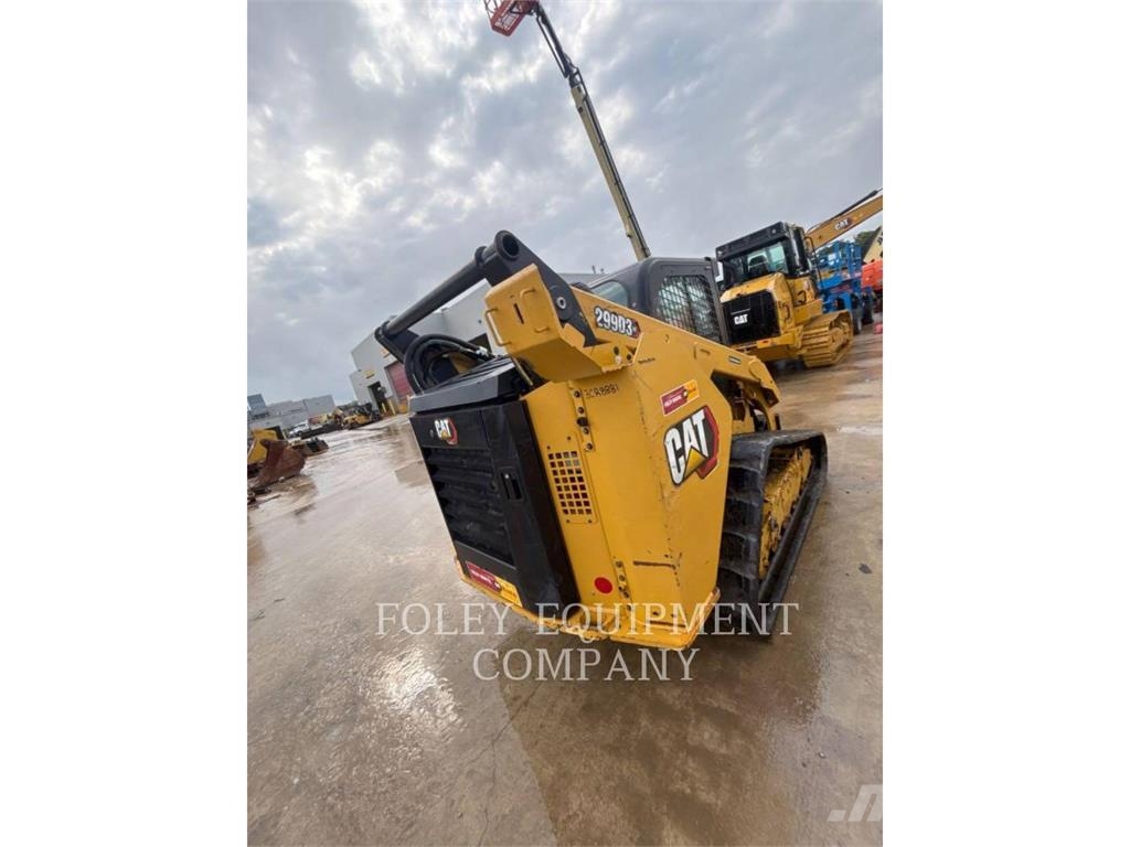 CAT 299D3XE2C لوادر انزلاقية التوجيه