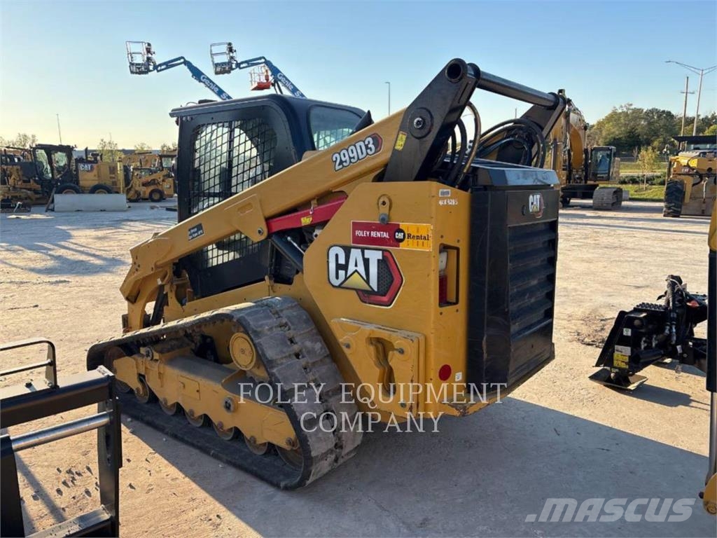 CAT 299D3XPS2C لوادر انزلاقية التوجيه