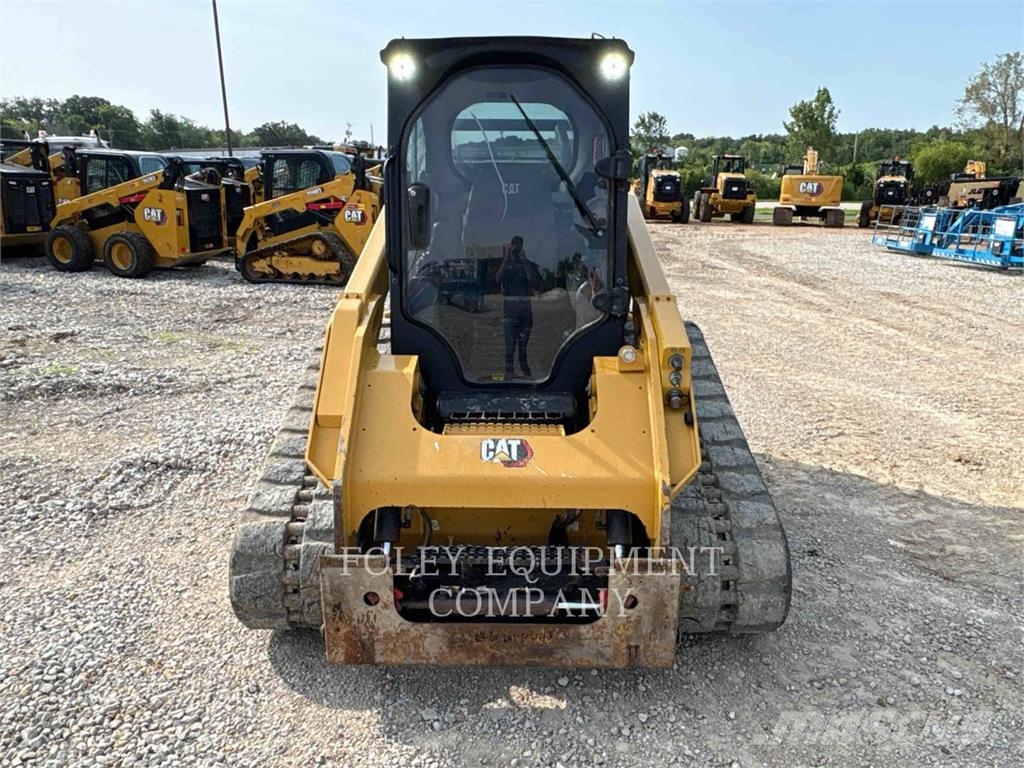 CAT 299D3XPS2C لوادر انزلاقية التوجيه