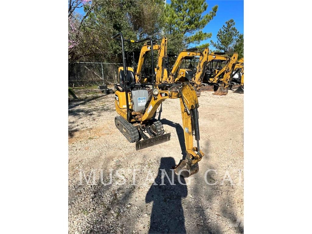 CAT 300.9D حفارات صغيرة أقل من 7 طن (حفارات صغيرة)