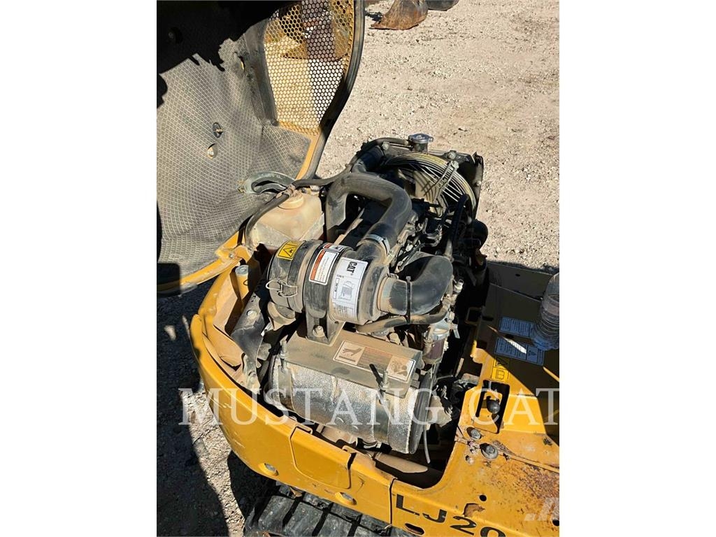 CAT 300.9D حفارات صغيرة أقل من 7 طن (حفارات صغيرة)
