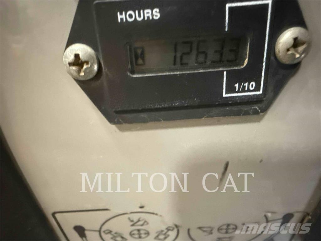CAT 300.9D 履帶式 挖土機/掘鑿機/挖掘機