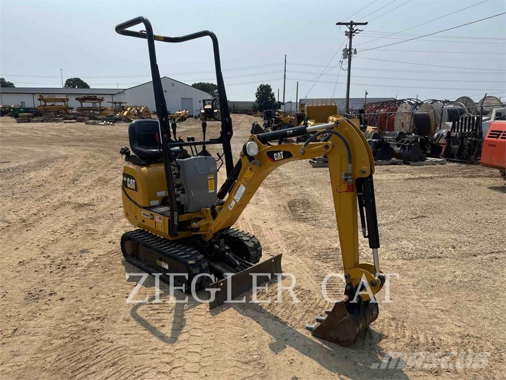 CAT 300.9D حفارات زحافة