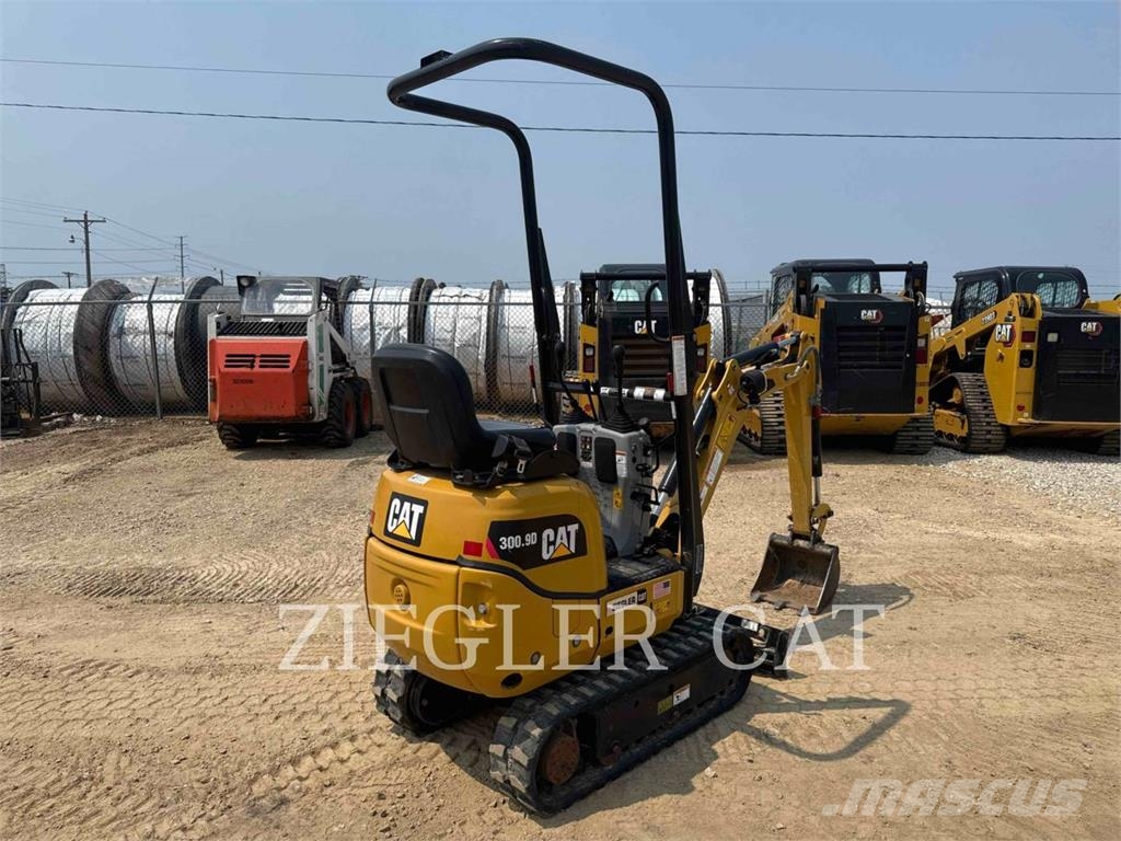 CAT 300.9D حفارات زحافة
