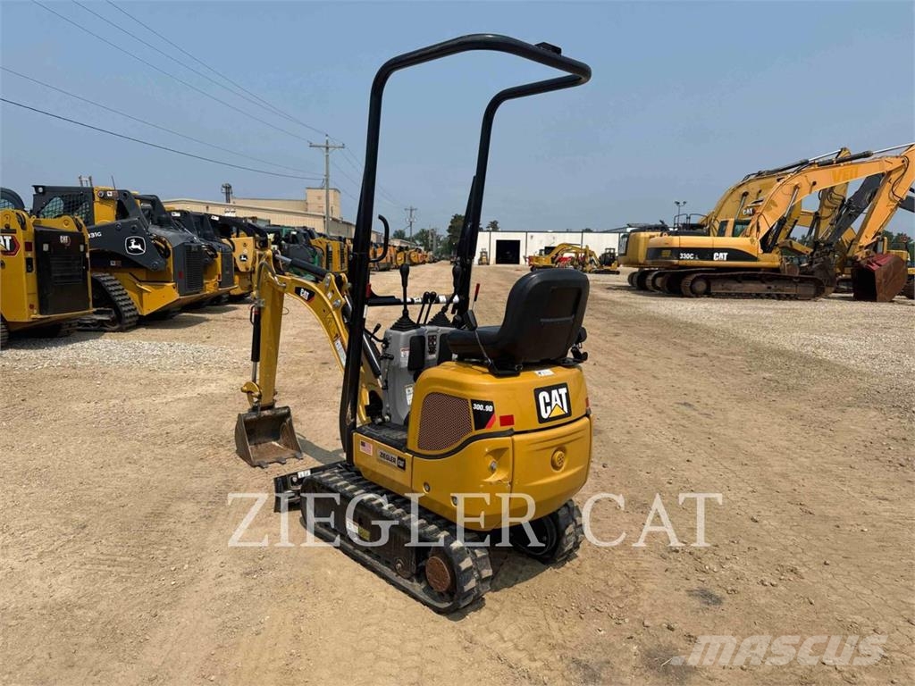 CAT 300.9D حفارات زحافة
