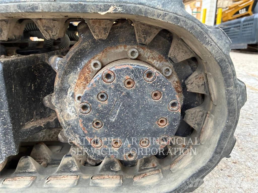 CAT 300.9D Kāpurķēžu ekskavatori
