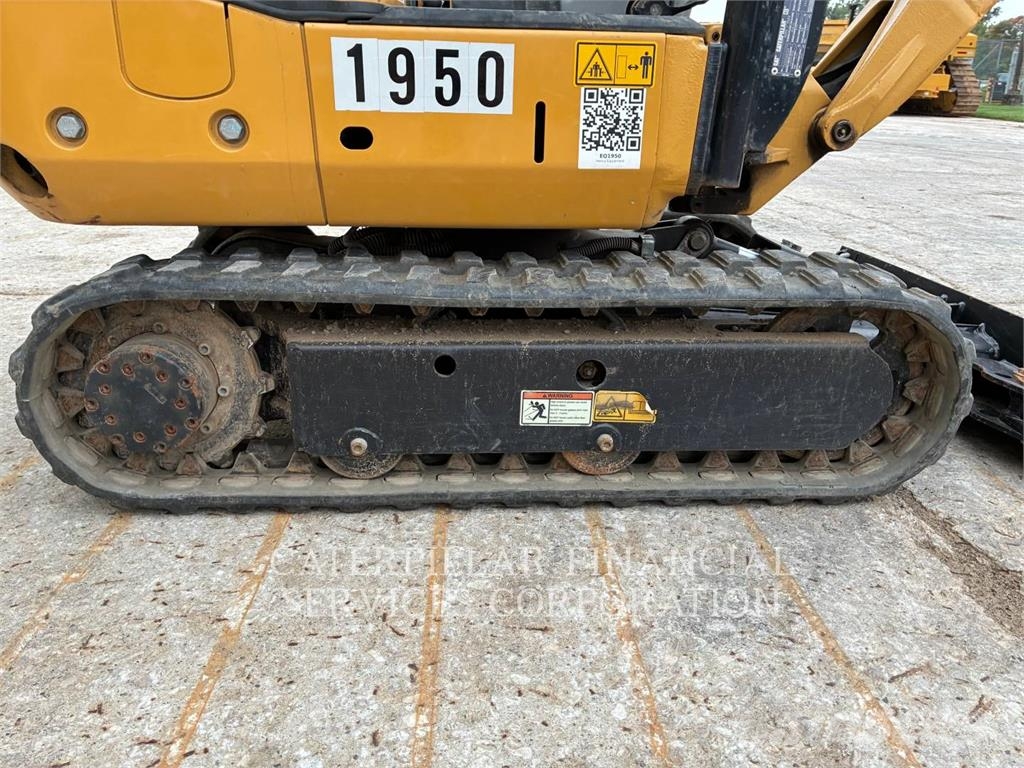 CAT 300.9D Kāpurķēžu ekskavatori