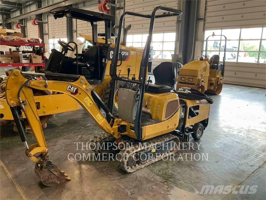 CAT 300.9D حفارات صغيرة أقل من 7 طن (حفارات صغيرة)