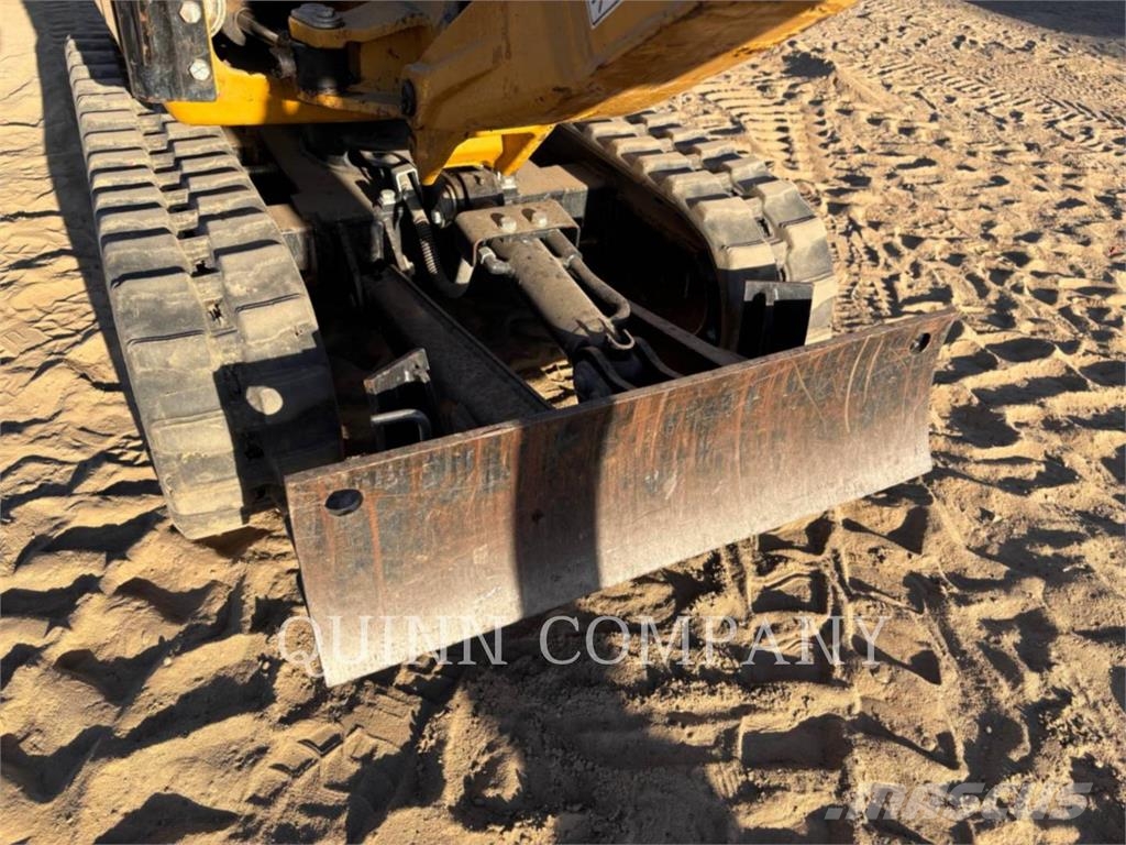 CAT 300.9D Kāpurķēžu ekskavatori