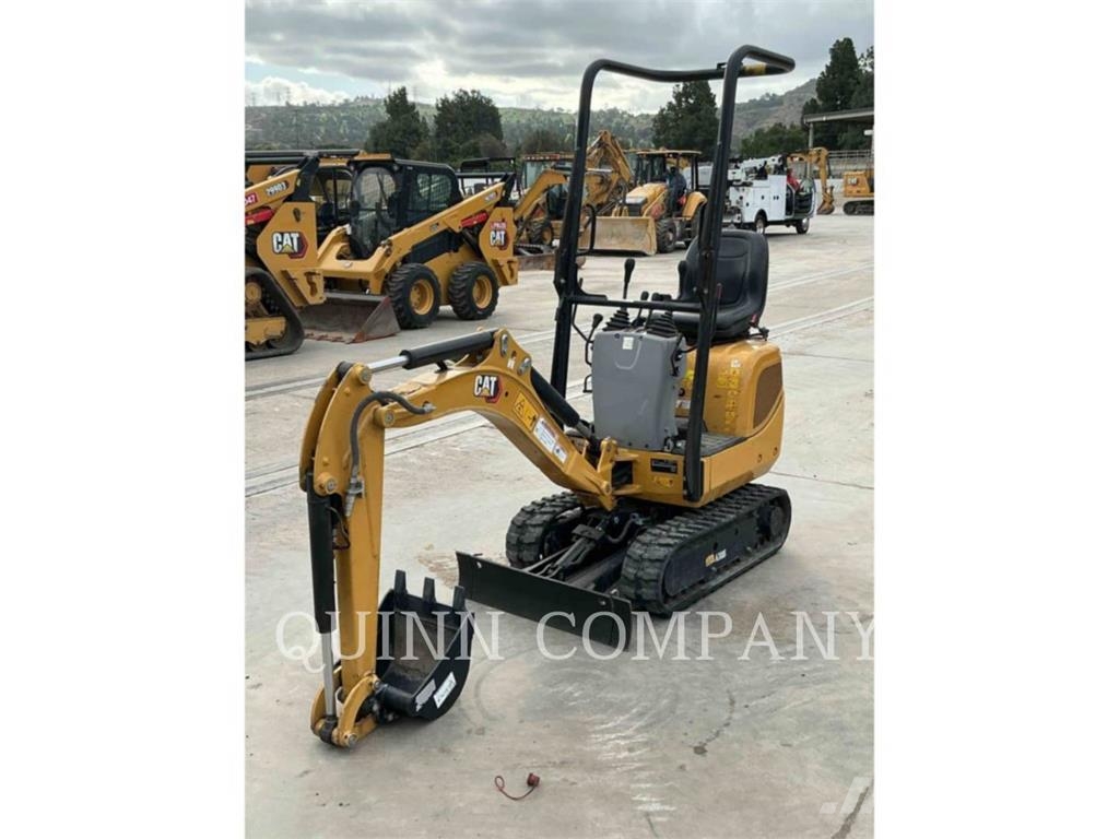CAT 300.9D Mini bagri <7t