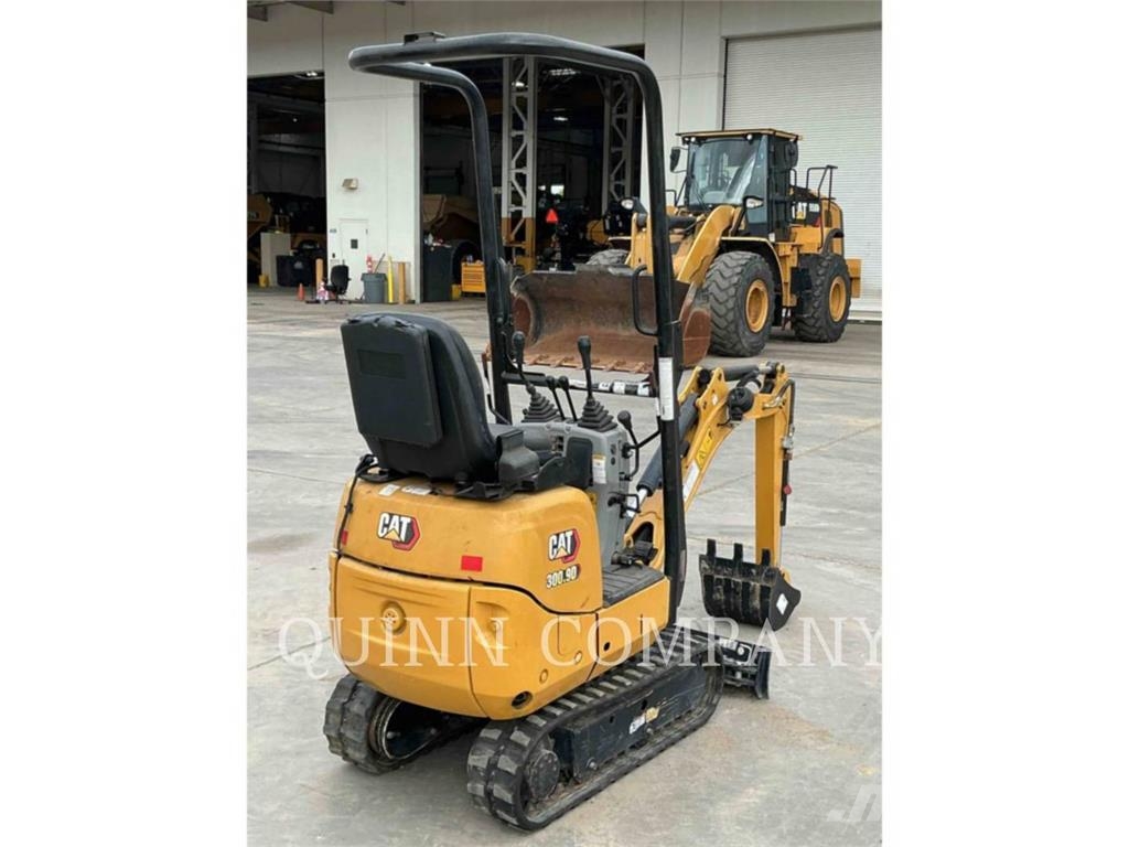 CAT 300.9D Mini bagri <7t