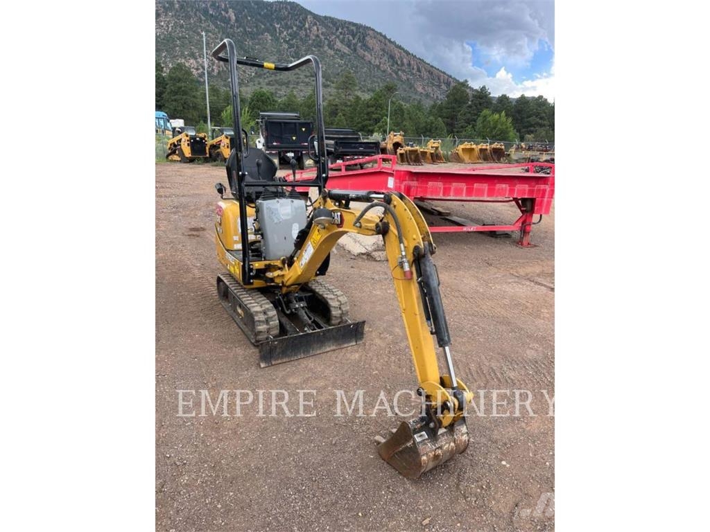 CAT 300.9D Bagri goseničarji