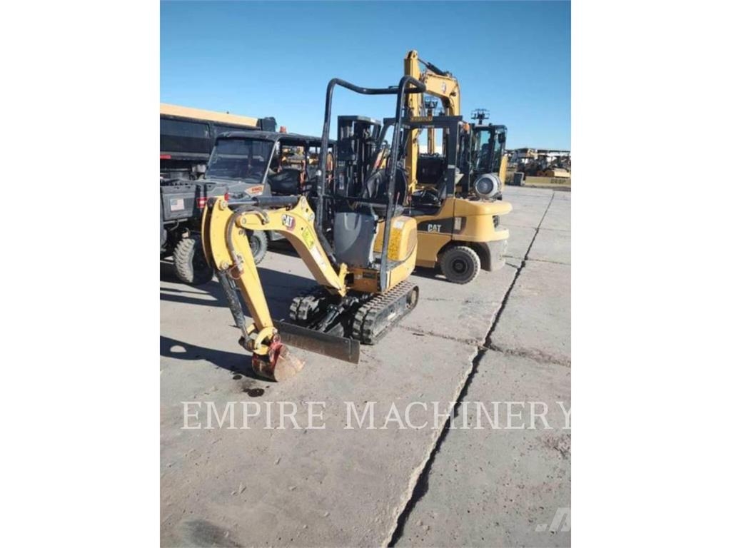 CAT 300.9D حفارات زحافة
