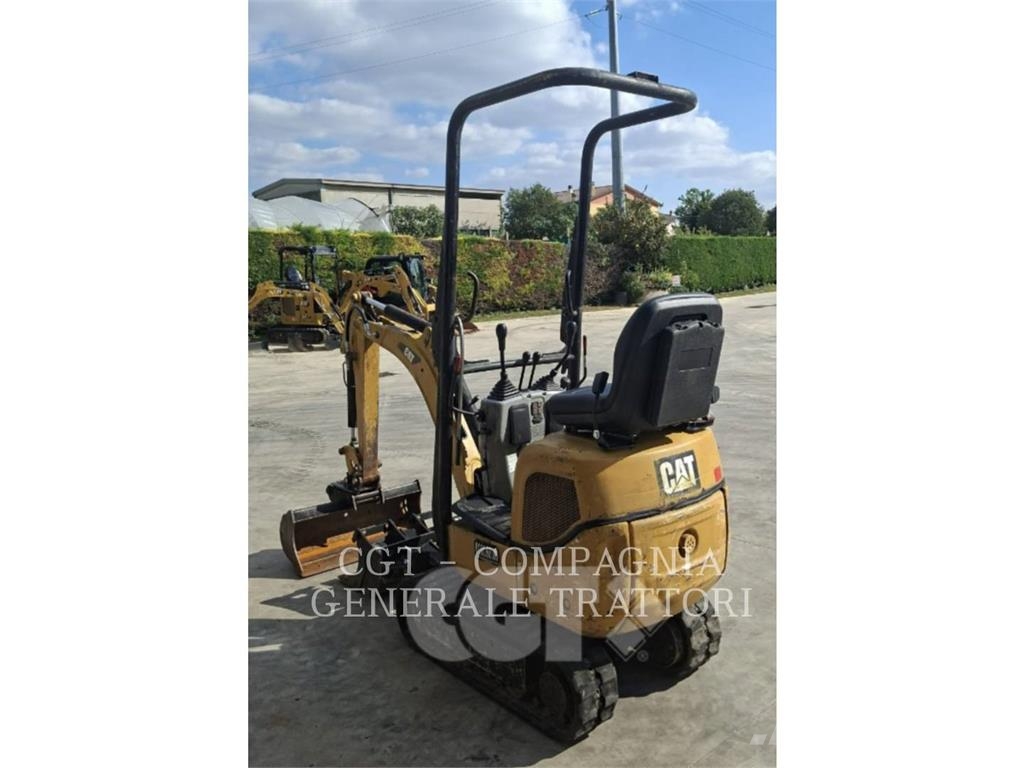 CAT 300.9D Crawler excavators